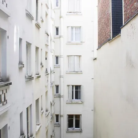 Apartamento Charming Studio On Courtyard In París